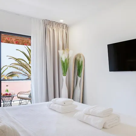 Tms Veramar Hotel,beachfront,pool&parking