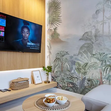 Tms Veramar Hotel,beachfront,pool&parking Apartman